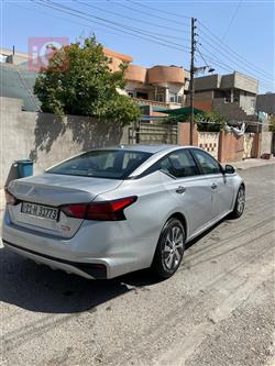 نیسان ئەلتیما